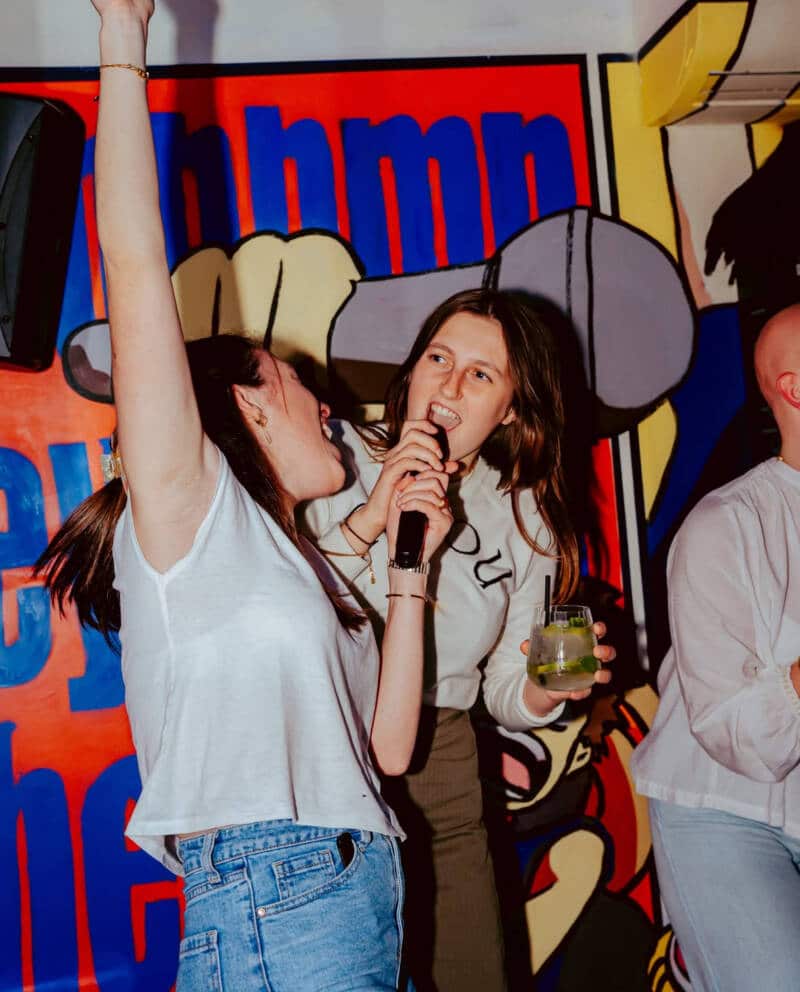 Baraoke | Karaokebar & private booths in Gent of Leuven